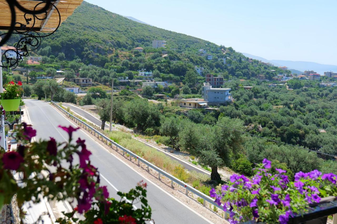 Bed and breakfast Vila Panorama Piqeras Extérieur photo