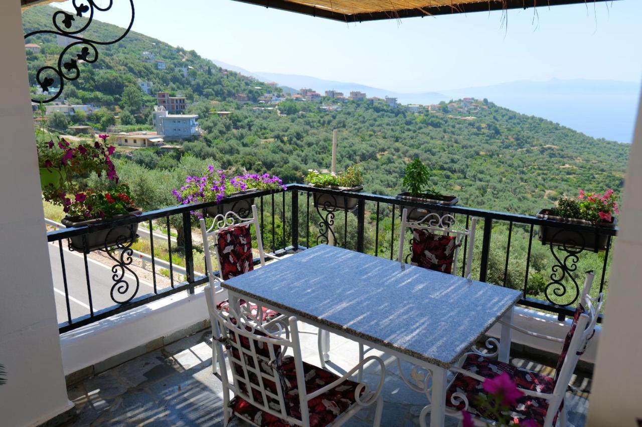 Bed and breakfast Vila Panorama Piqeras Extérieur photo