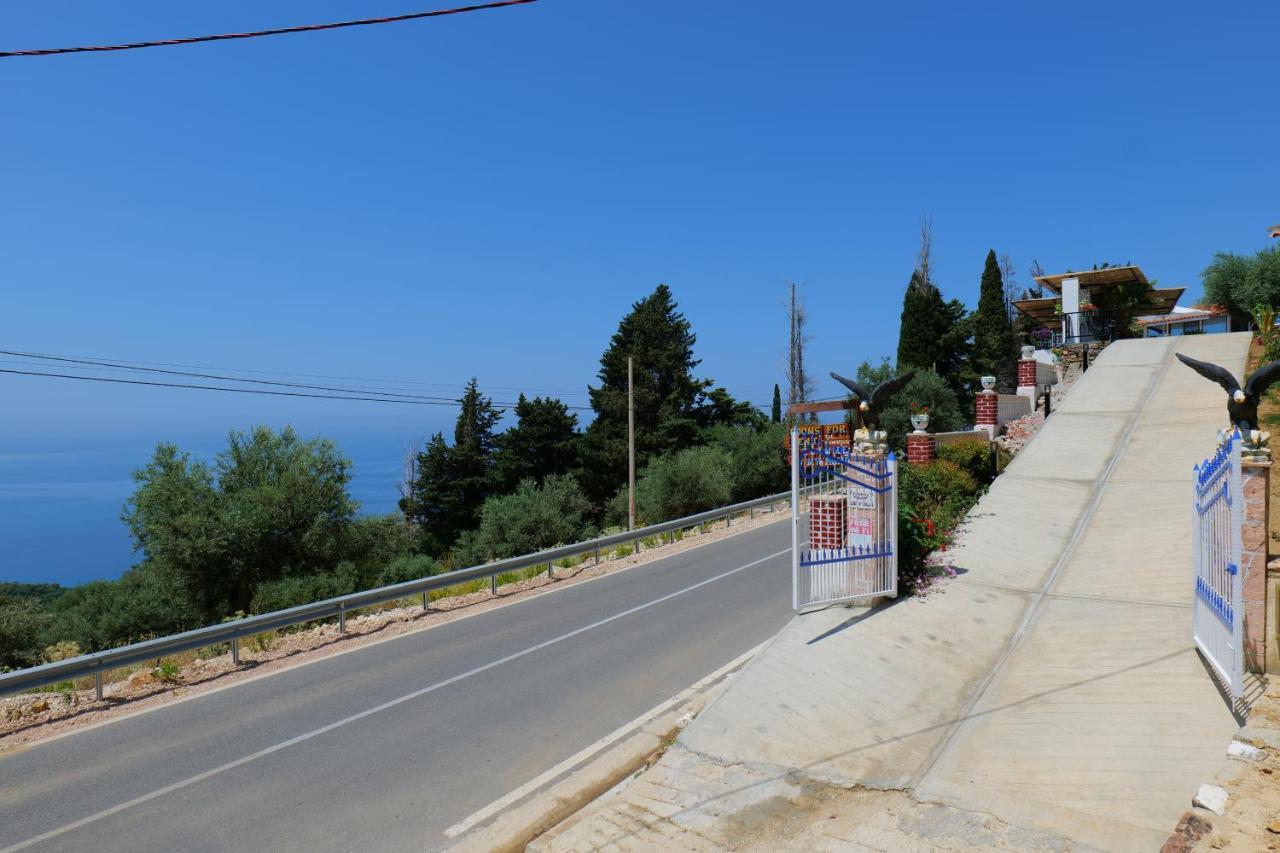 Bed and breakfast Vila Panorama Piqeras Extérieur photo