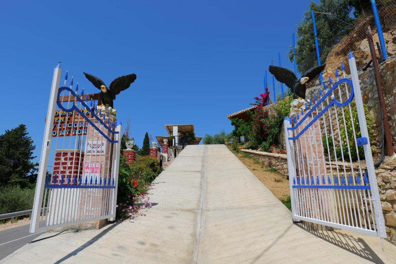 Bed and breakfast Vila Panorama Piqeras Extérieur photo