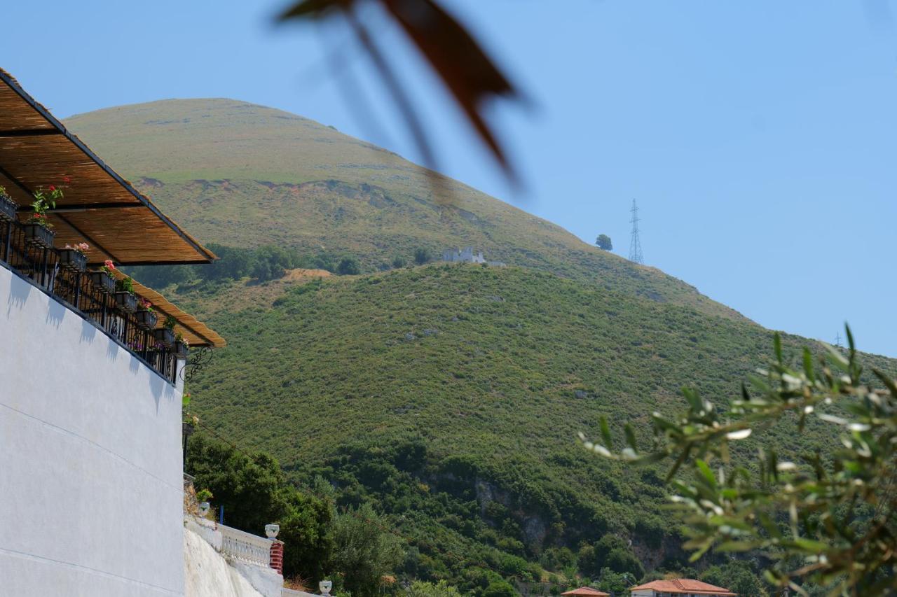 Bed and breakfast Vila Panorama Piqeras Extérieur photo