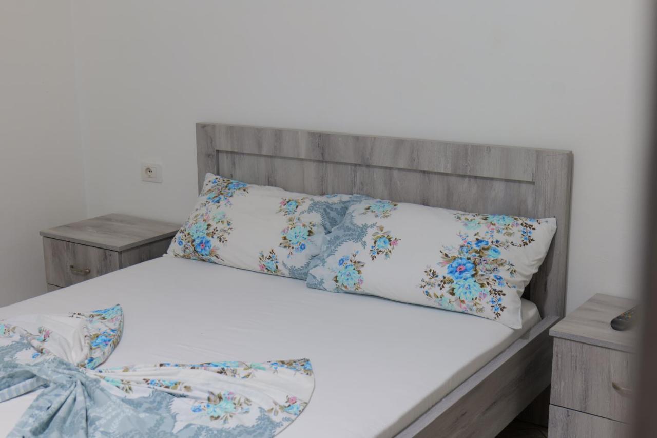 Bed and breakfast Vila Panorama Piqeras Extérieur photo