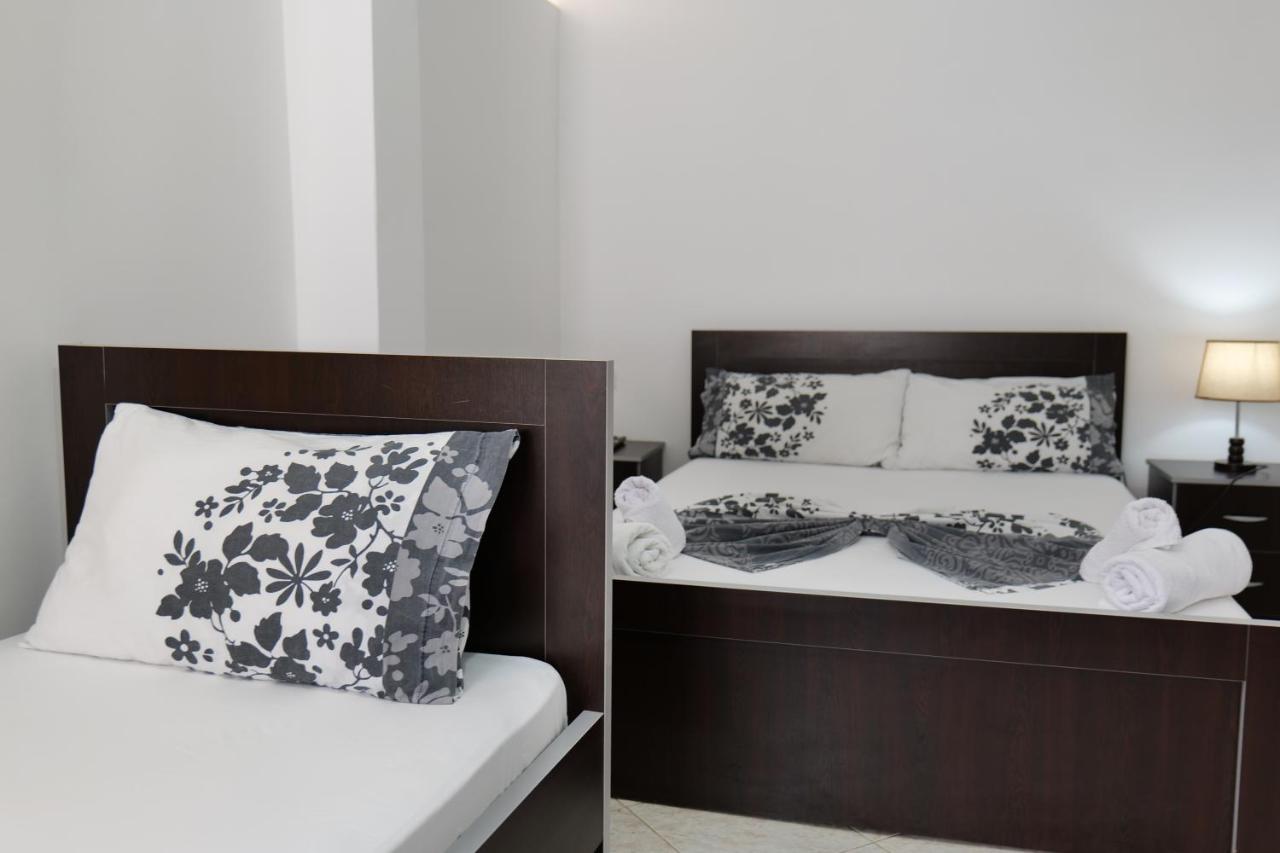 Bed and breakfast Vila Panorama Piqeras Extérieur photo