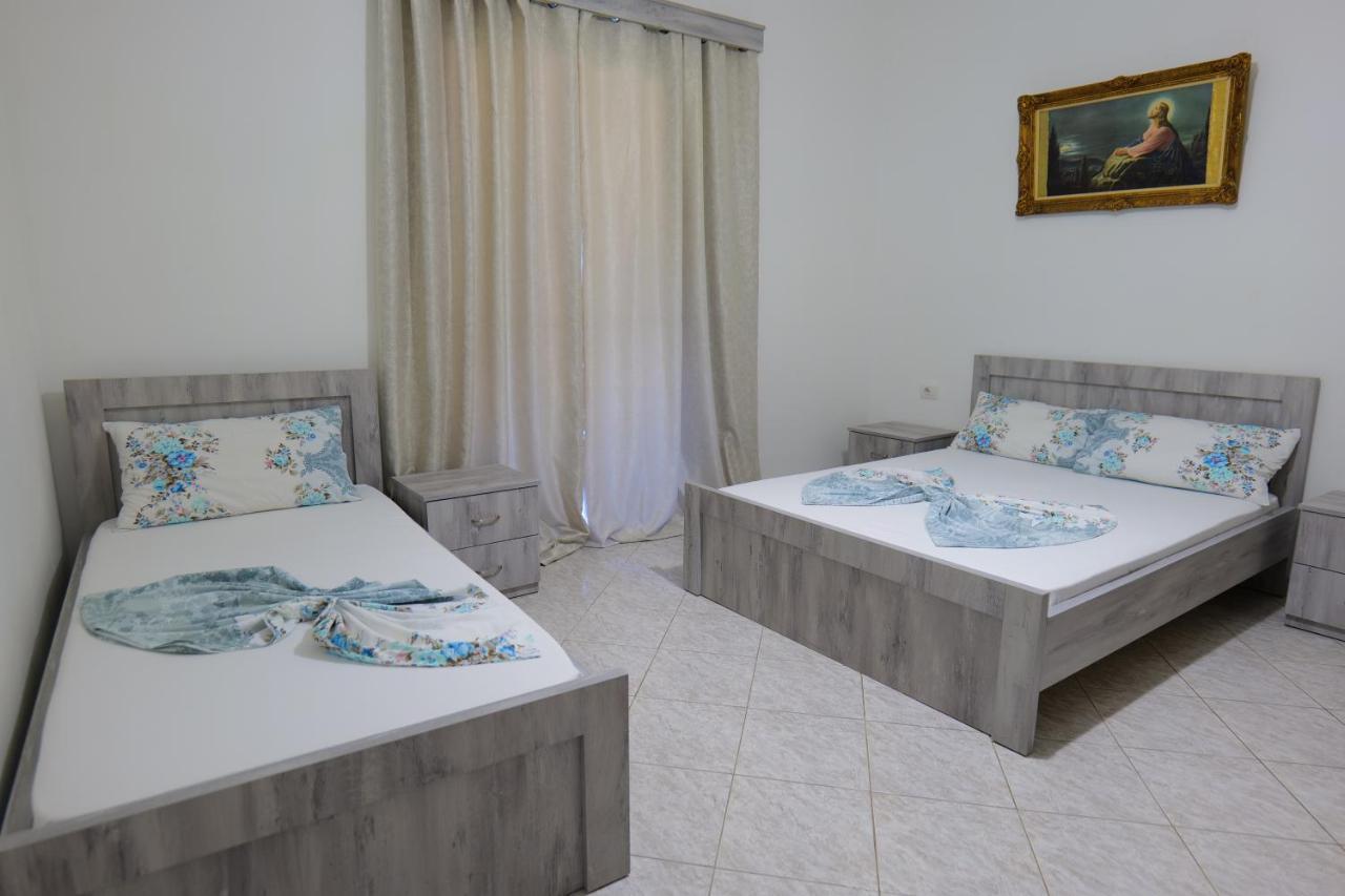 Bed and breakfast Vila Panorama Piqeras Extérieur photo