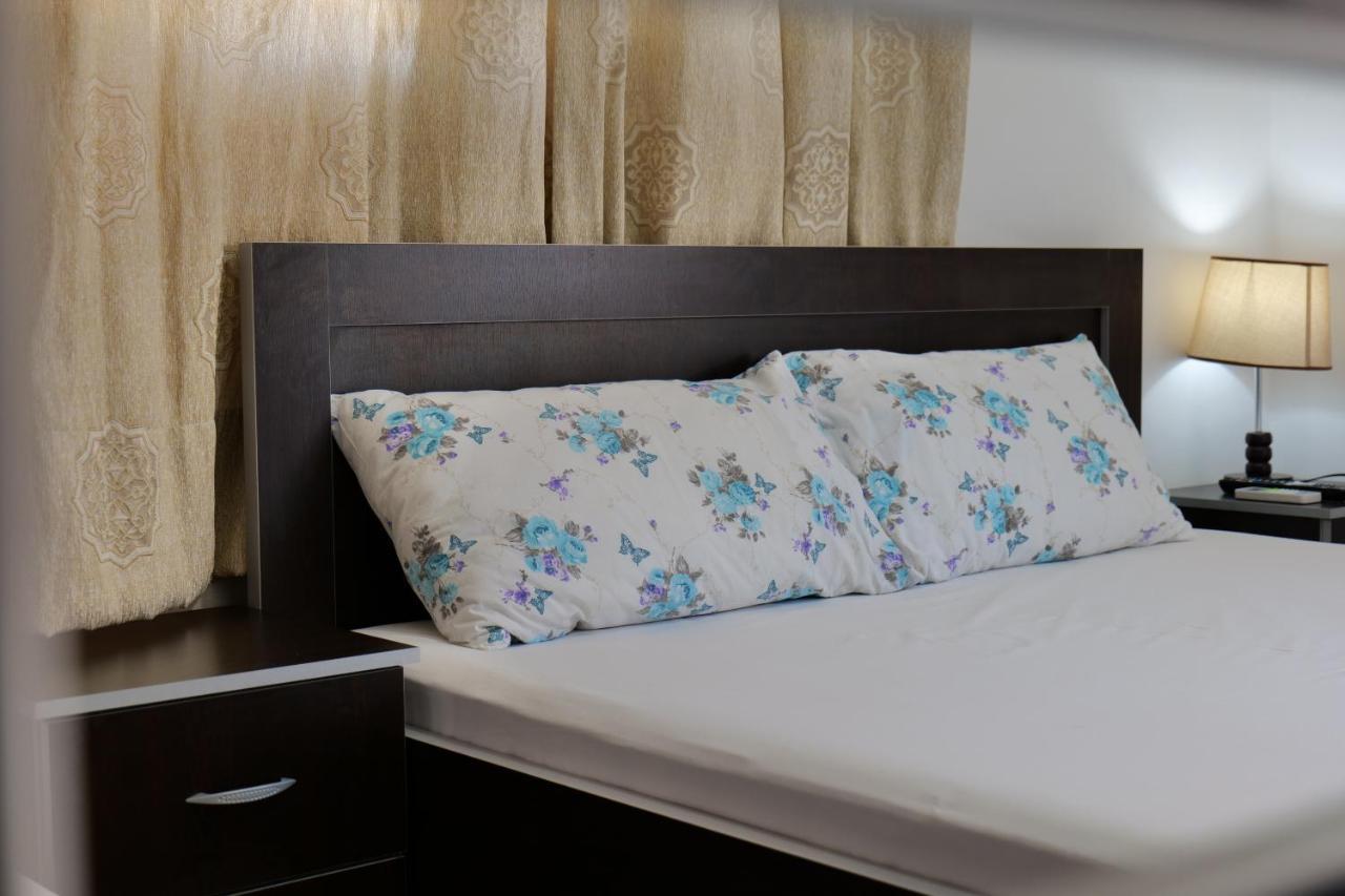 Bed and breakfast Vila Panorama Piqeras Extérieur photo